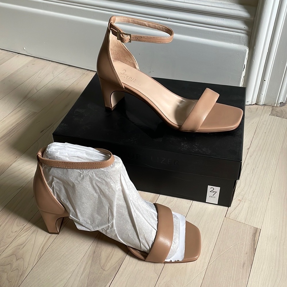 NWT ✨ Naturalizer Iriss Sandal - 27 Edit